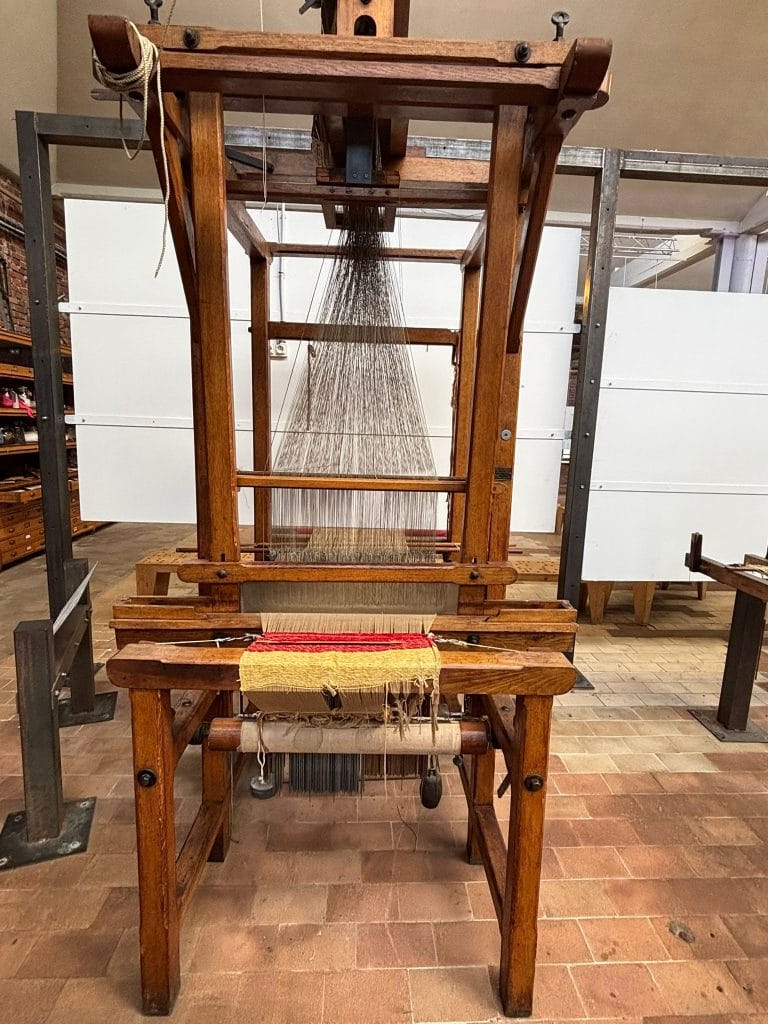 Ancien métier à tisser