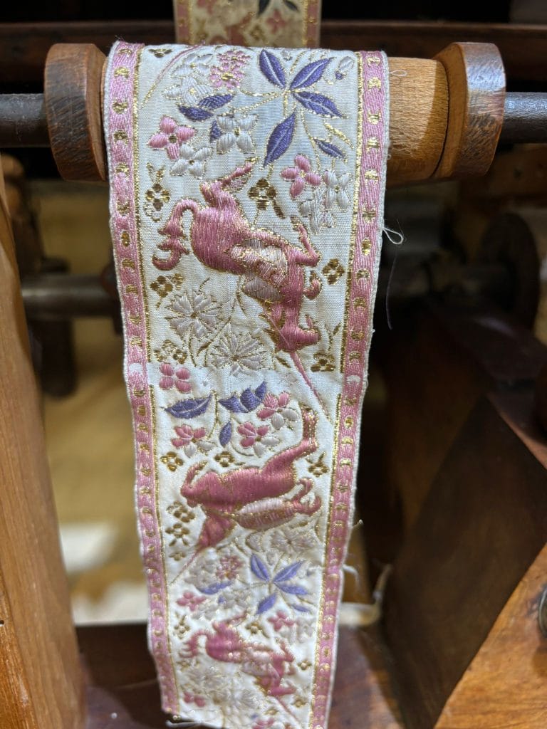 Ruban plusieurs couleurs même dessin