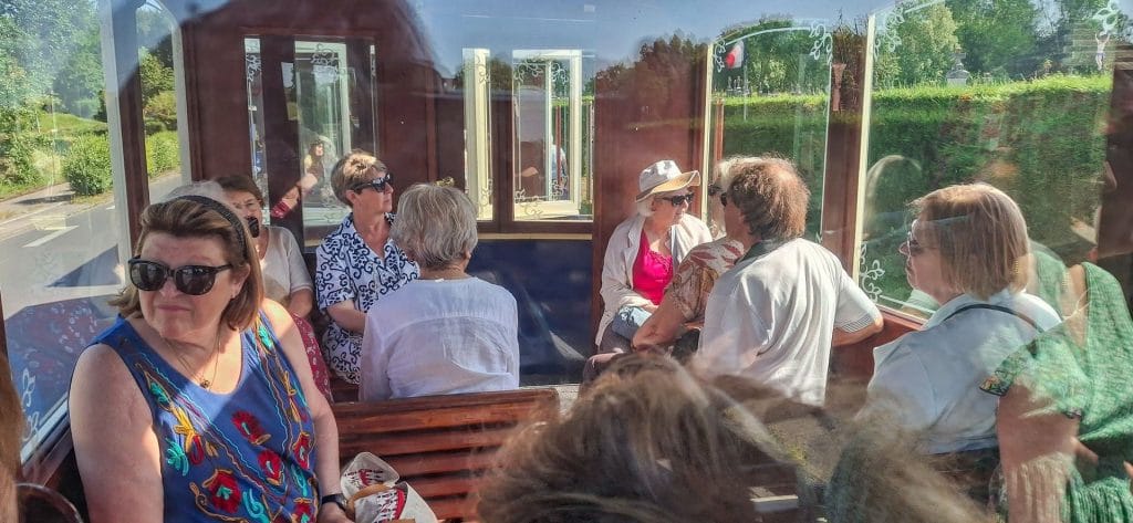 7 BERGUES dans le petit train touristique PD