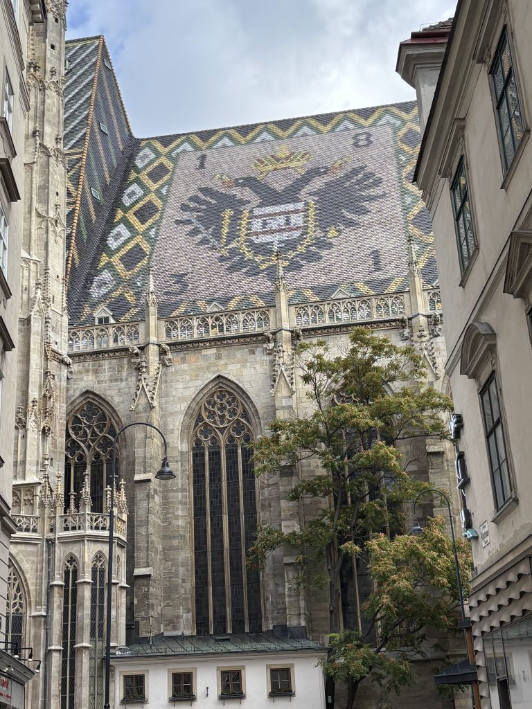 Cathédrale Saint-Etienne Emblème de l'Empire Austriche-Hongrie