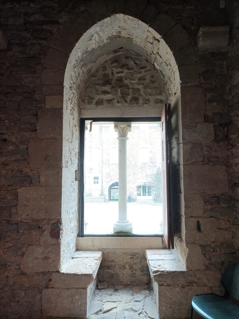 Coussiège vue sur cour